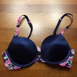 PINK Victoria’s Secret Lace Floral Push-Up Bra